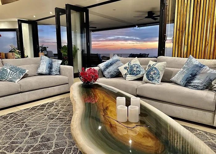 Villa Paraiso 9-bedroom Luxury In Tamarindo, Costa Rica *