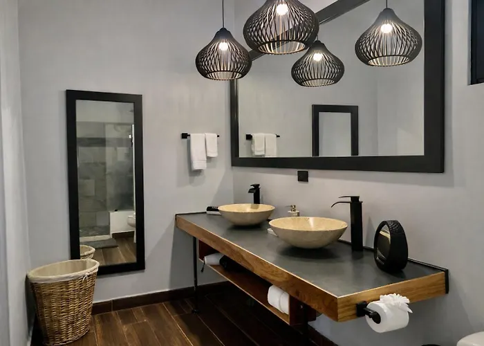 Paraiso 9-bedroom Luxury In Tamarindo, Costa Rica